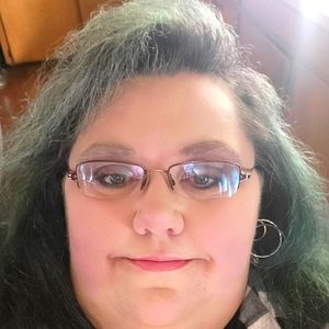 Meet your Posher, Kristina